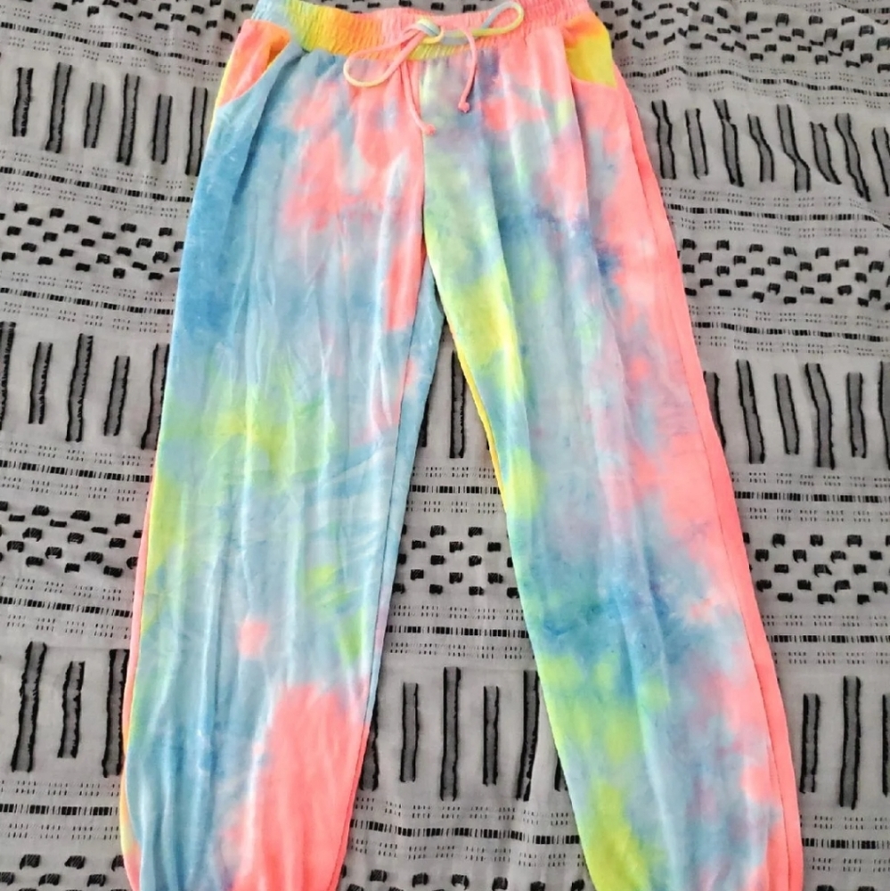 Wbite birch sweats